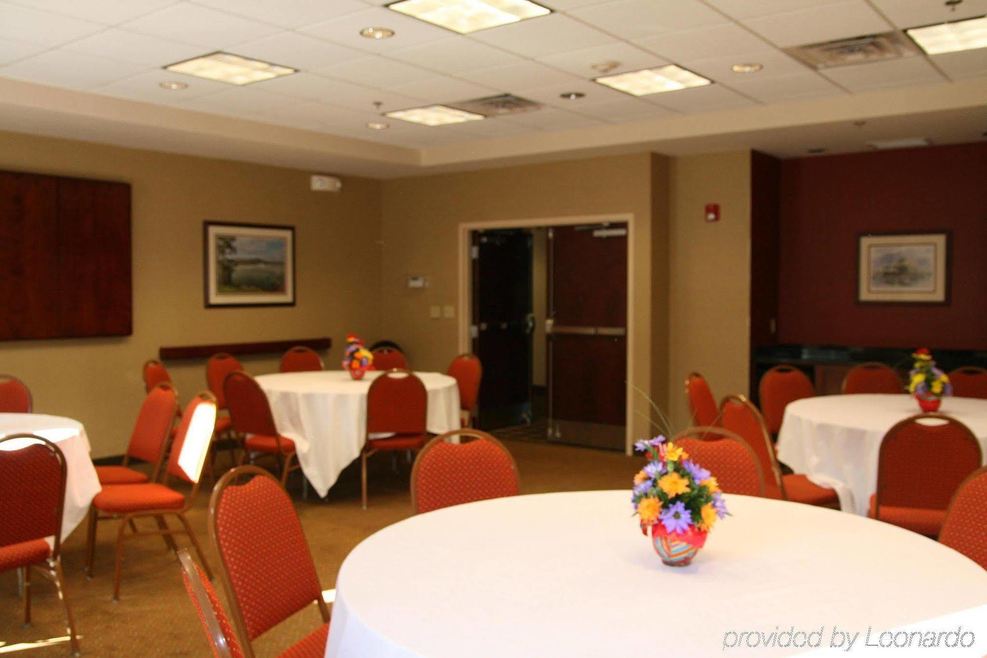 Hampton Inn & Suites By Hilton Plymouth Restaurant foto